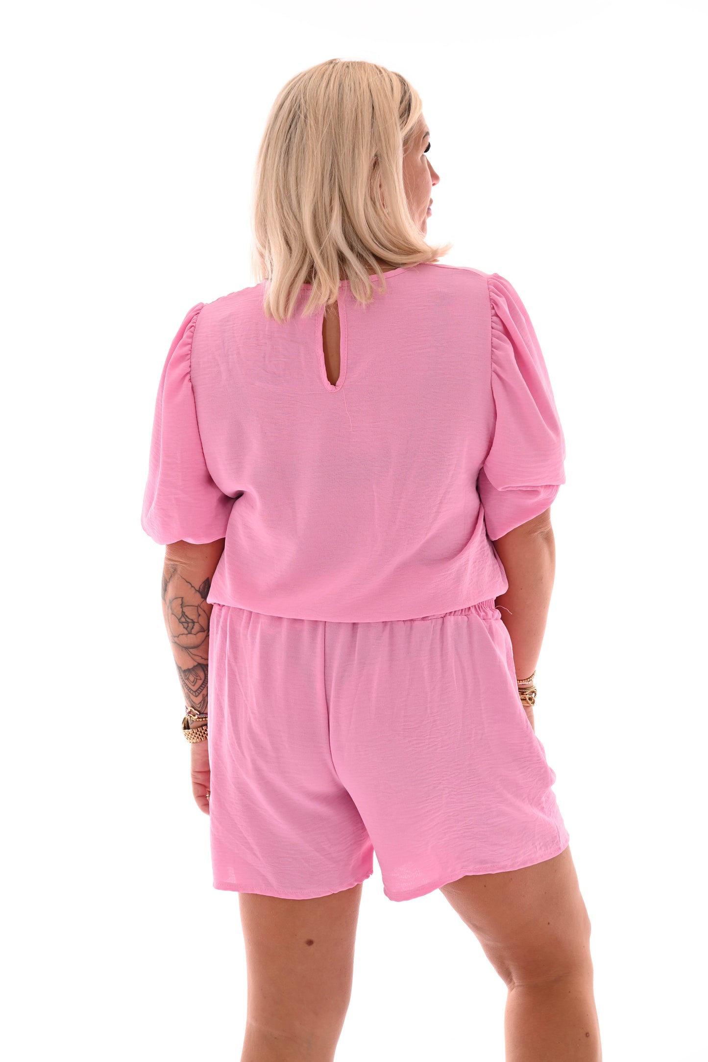 Tvådelat set med shorts & puffärmar | Ljusrosa