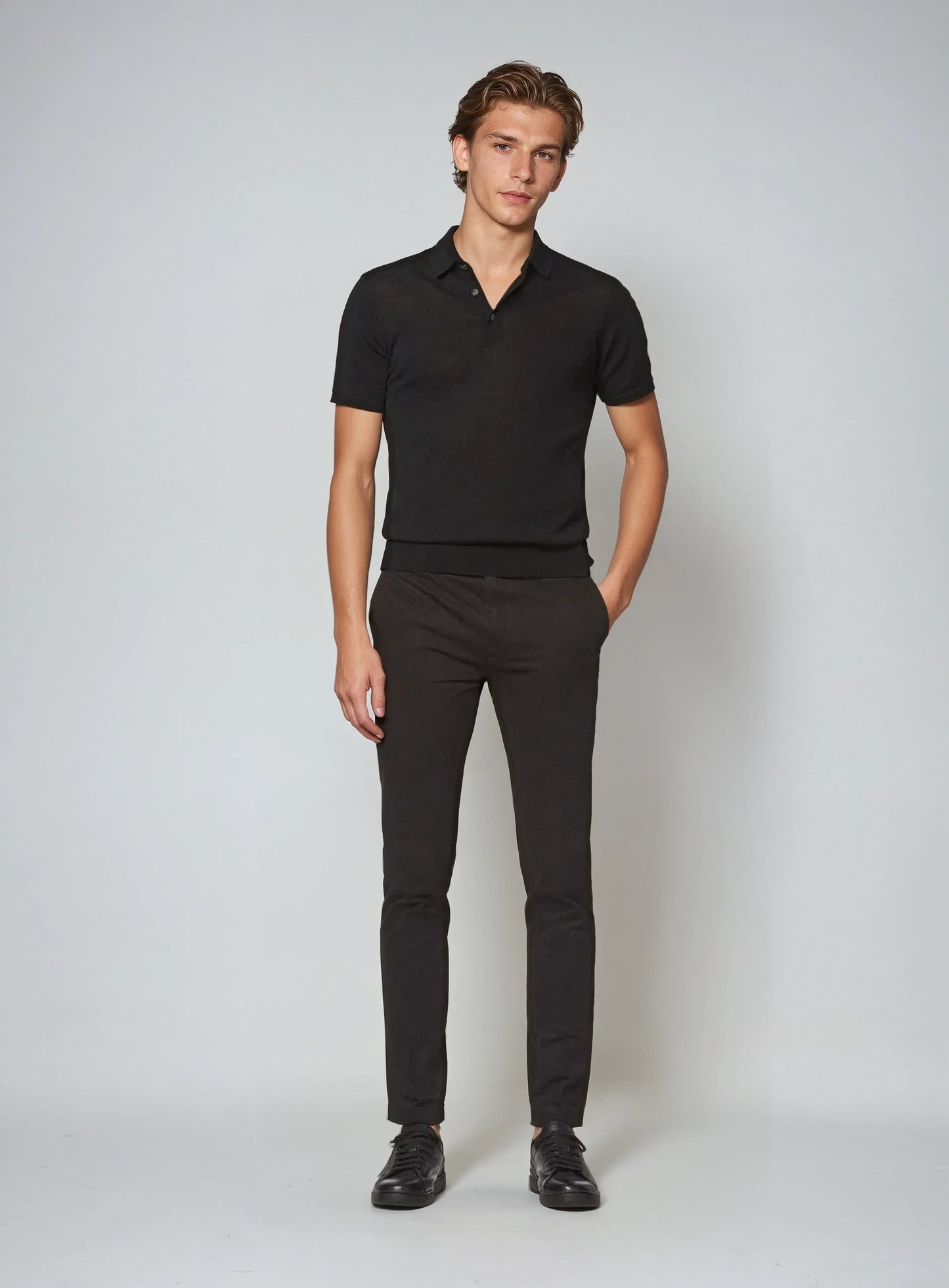 Gustav™ | Premium Polotröja - Svart
