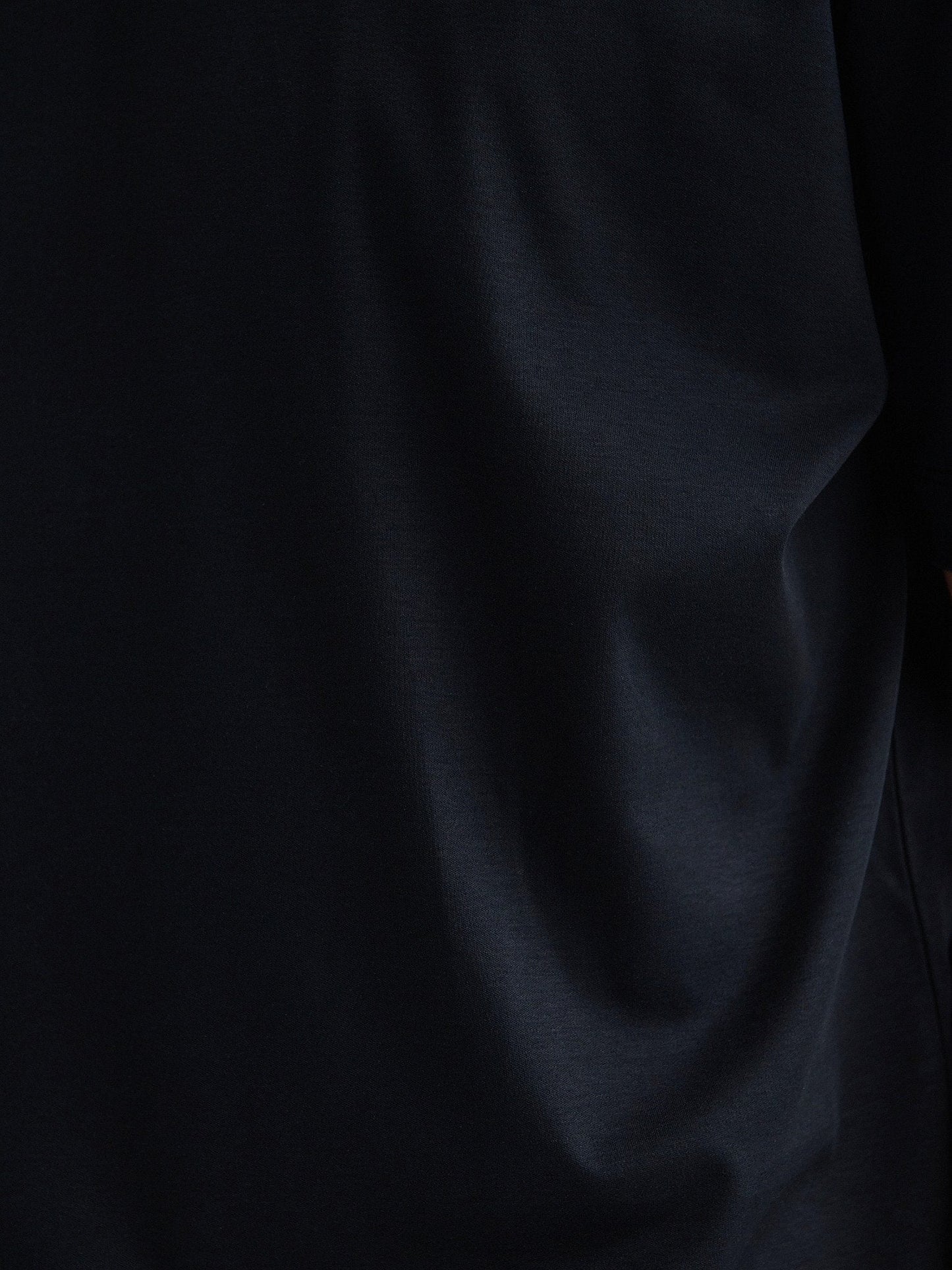 Taren™ | Signature Supima T-shirt – Djup Svart