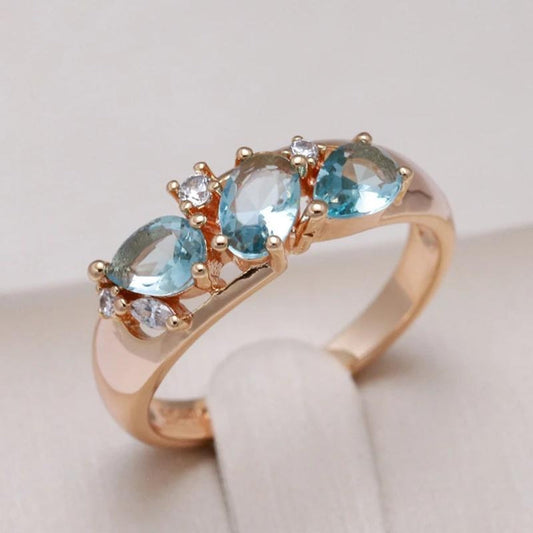 Elegant Blå Vintage Zirkonia Ring i Guld