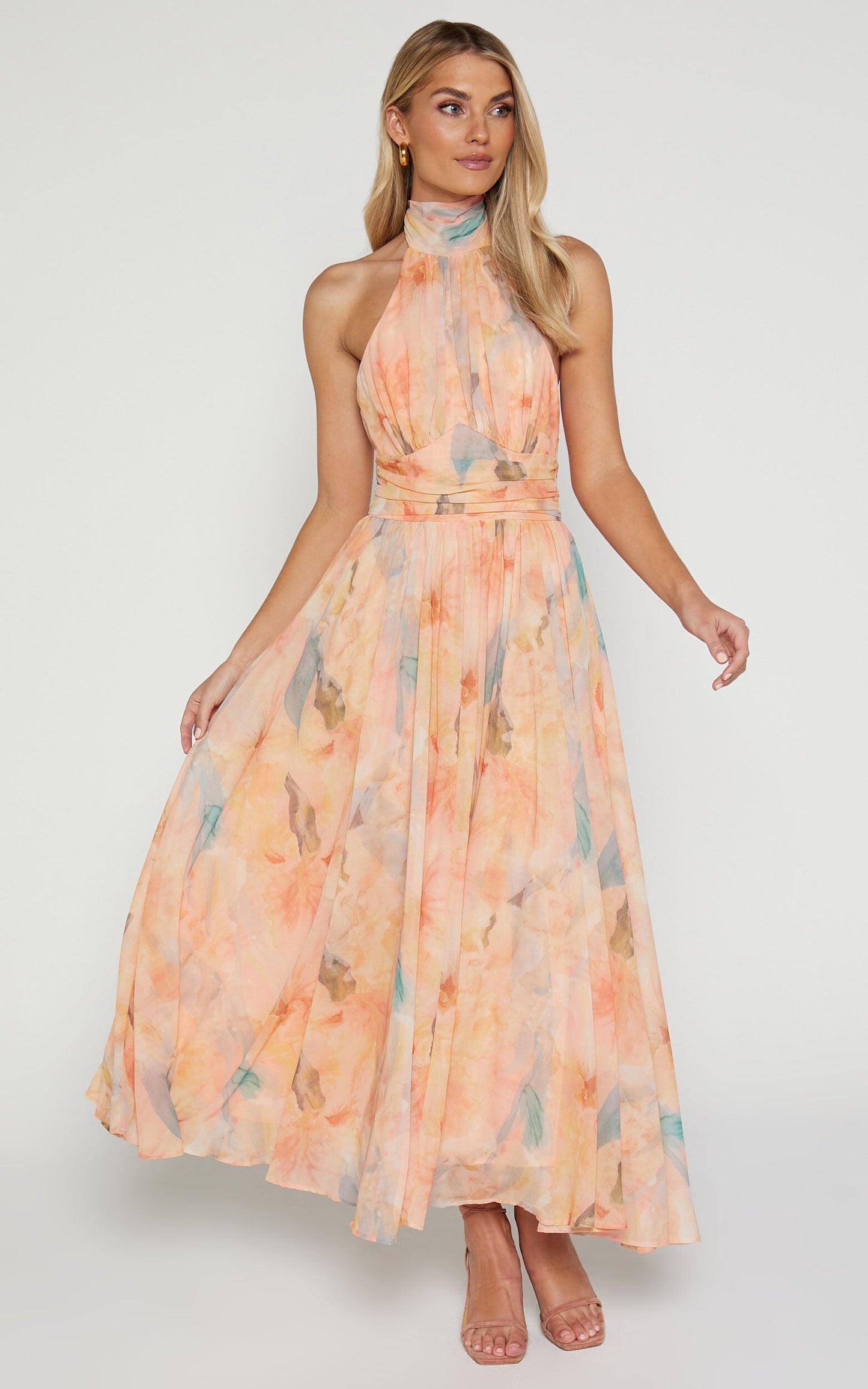 Alfhild™ | Sommarhalterneck