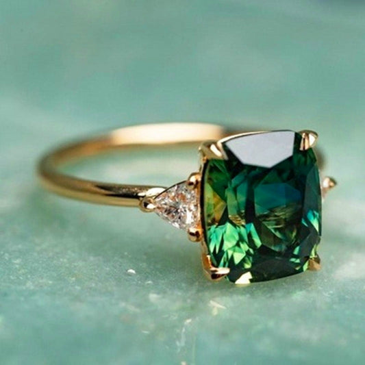 Lycka - Grön Zirkonia Ring i Guld